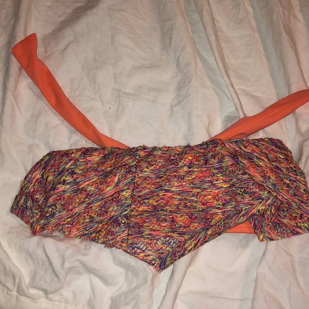 Strapless bathing suit top